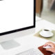 Ergonomie au bureau : quel type d'écran choisir pour le bien-être des employés ?